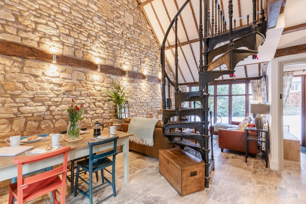 Otters Abode Villa Блокли Екстериор снимка