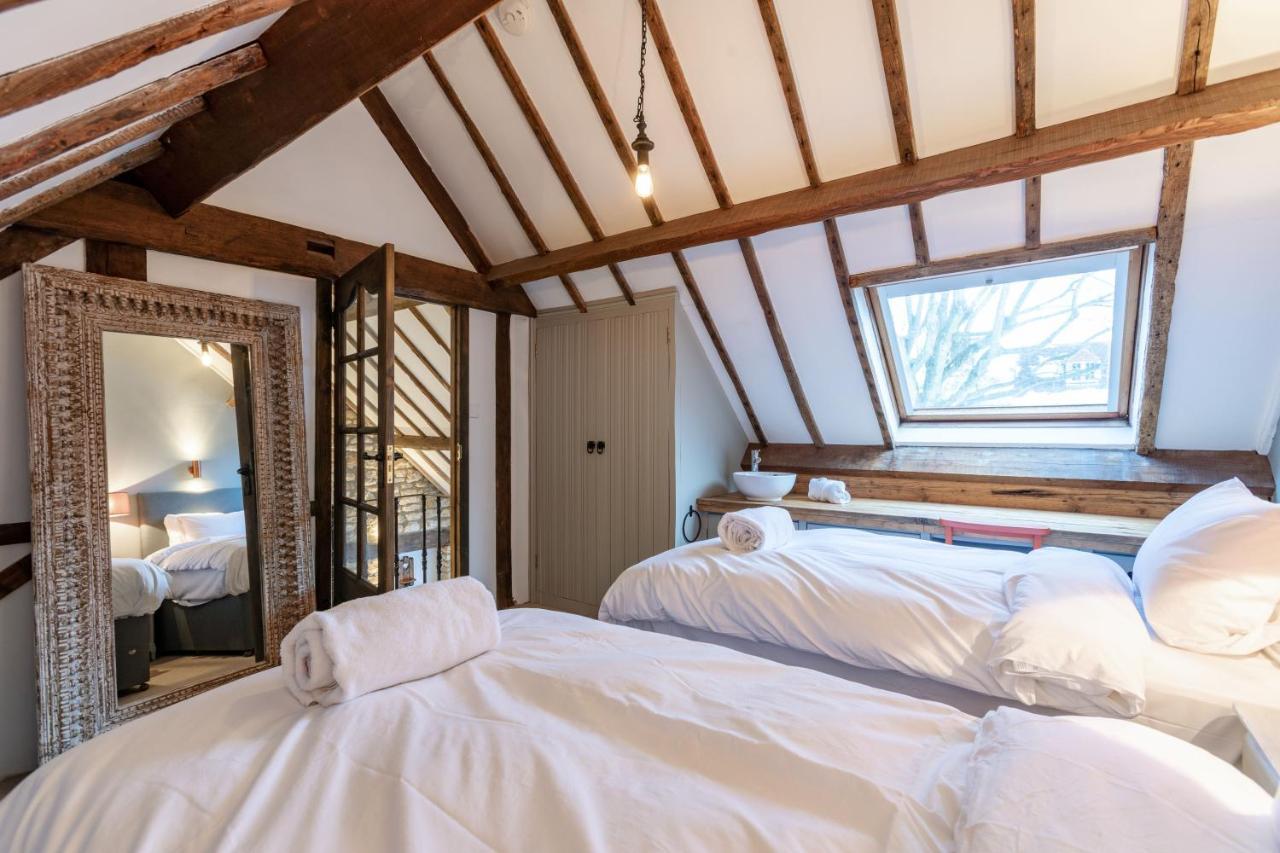 Otters Abode Villa Блокли Екстериор снимка