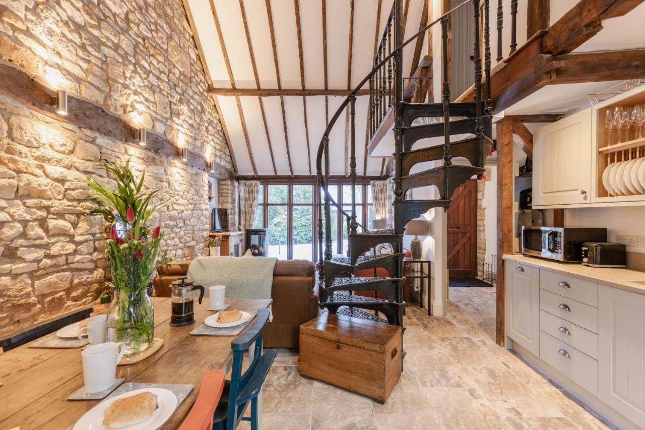 Otters Abode Villa Блокли Екстериор снимка